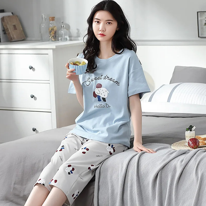 Women Sleepwear Half-Sleeve Seven-Quarter Pajamas