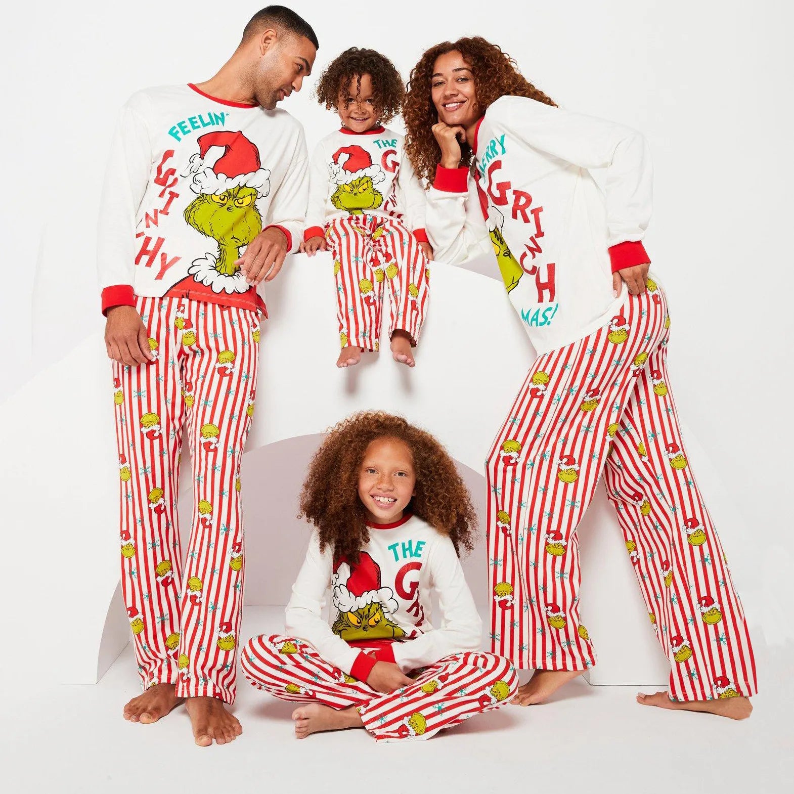 ﻿ Family Christmas Cartoon Print Pajamas Set, Cozy Holiday Pjs For Photo Shoots & Christmas Morning, Festive Family Sleepwear