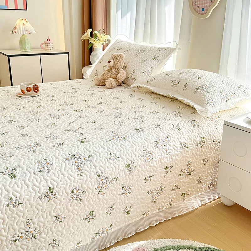 Thick Floral Bedspread (No Pillowcases)